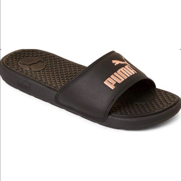 puma sandals size 10